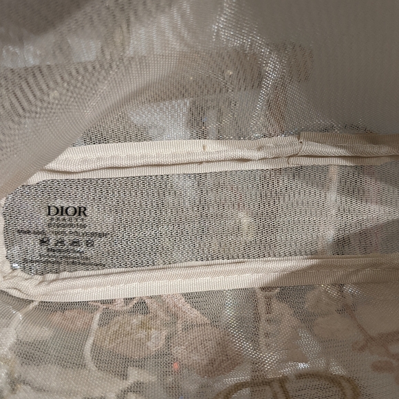 Dior New Floral & Butterflies 🦋 Cosmetic Case - Picture 5 of 5